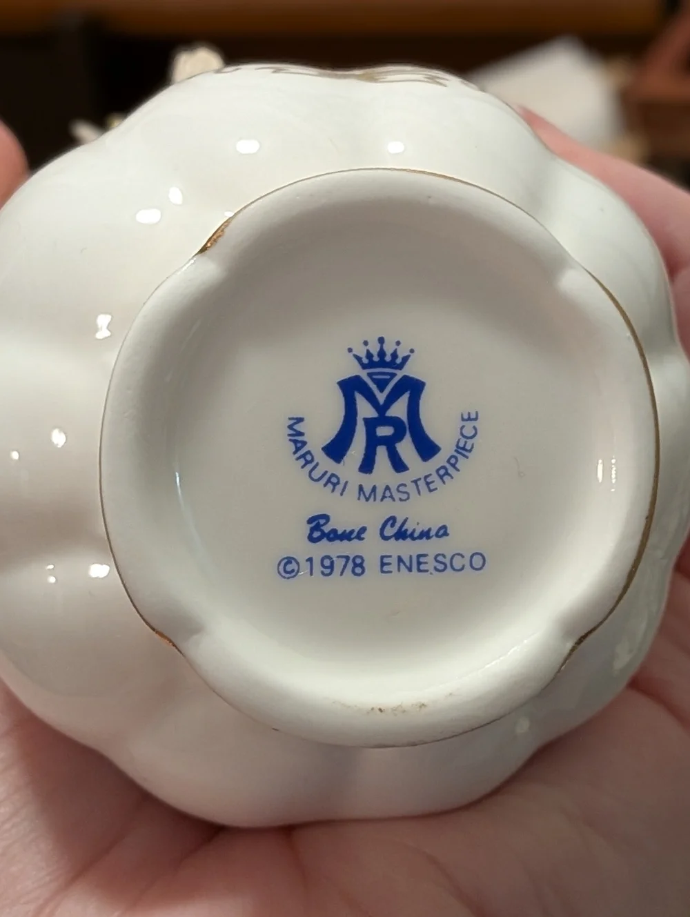 Vintage 50th Anniversary Porcelain Set - Picture 12 of 13